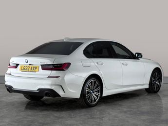 BMW 3 Series 330e xDrive M Sport Step [Tech Pack] - CARPLAY - ACTIVE LANE ASS