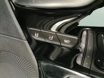 Kia Niro 64kWh 4+ (201 bhp) - HEAT AND COOL SEATS - LED - REVERSE CAM