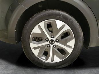 Kia Niro 64kWh 4+ (201 bhp) - HEAT AND COOL SEATS - LED - REVERSE CAM