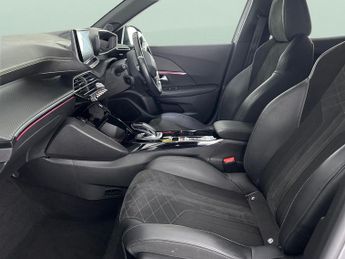 Peugeot E-2008 50kWh GT Premium (136 ps) - REVERSE CAM - NAV - HEATED SEATS