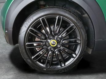 Mini Electric Hatch Cooper SE 32.6kWh Level 2 (184 ps) - CARPLAY - DRIVING ASSISTANT
