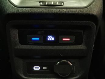 Volkswagen Tiguan 1.5 TSI Elegance DSG (150 ps) HEATED WHEEL - ADAPTIVE CRUISE - K