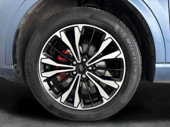 Ford Kuga 2.5 Duratec 14.4kWh ST-Line X Edition Plug-in CVT (225 ps) - NAV