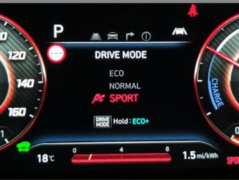 Hyundai Kona 64kWh Premium (10.5kW Charger) (204 ps) - KEYLESS ENTRY - LED - 
