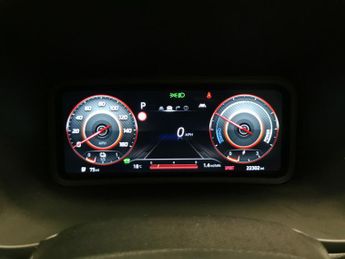 Hyundai Kona 64kWh Premium (10.5kW Charger) (204 ps) - KEYLESS ENTRY - LED - 
