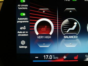 BMW iX1 30 66.5kWh M Sport xDrive (11kW Charger) (313 ps) - PAN ROOF