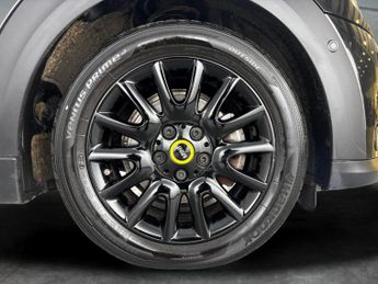 Mini Electric Hatch Cooper SE 32.6kWh Level 3 (184 ps) - PAN ROOF - HUD - HK AUDIO
