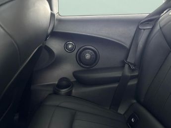 Mini Electric Hatch Cooper SE 32.6kWh Level 3 (184 ps) - PAN ROOF - HUD - HK AUDIO