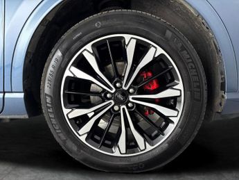 Ford Kuga 2.5 Duratec 14.4kWh ST-Line X Edition Plug-in CVT (225 ps) - NAV