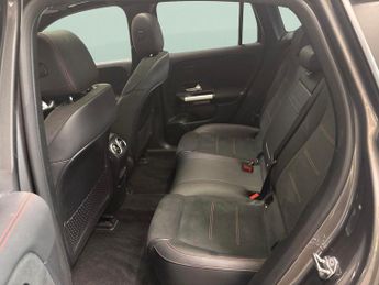 Mercedes-Benz EQA EQA 250+ 70.5kWh AMG Line (Premium) (190 ps) - NAV - HEATED LEAT