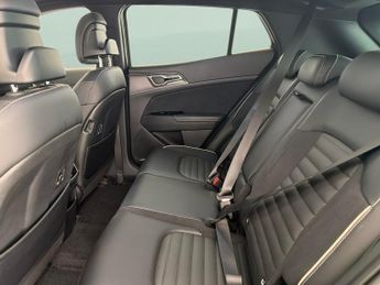 Kia Sportage 1.6 T-GDi 13.8kWh GT-Line S Plug-in AWD (261 bhp) - HEATED SEATS