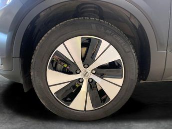Volvo XC40 1.5h T4 Recharge 10.7kWh Core Plug-in (211 ps) - PARK ASSIST - L