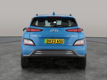 Hyundai Kona 39kWh SE Connect (10.5kW Charger) (136 ps) - LANE DEPARTURE  - B