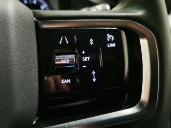 Land Rover Discovery Sport 1.5 P300e 12.2kWh Urban Edition Plug-in 4WD (309 ps) - LANE DEPA