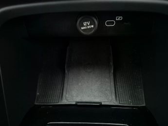 Volvo XC40 Recharge Twin 82kWh Plus AWD (408 ps) - KEYLESS ENTRY - PARK ASS