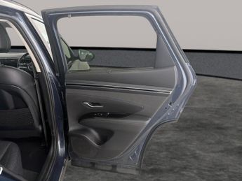 Hyundai Tucson 1.6 T-GDi 13.8kWh Ultimate Plug-in 4WD (265 ps) - NAV - HEATED S