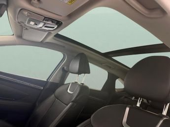 Hyundai Tucson 1.6 T-GDi 13.8kWh Ultimate Plug-in 4WD (265 ps) - NAV - HEATED S