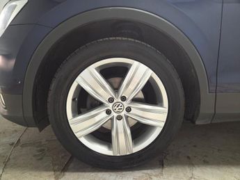 Volkswagen Tiguan 1.5 TSI EVO Match DSG (150 ps) - BLUETOOTH - PARK SENSORS - PADD