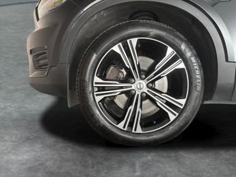 Volvo XC40 1.5h T5 Twin Engine Recharge 10.7kWh Inscription Plug-in (262 ps