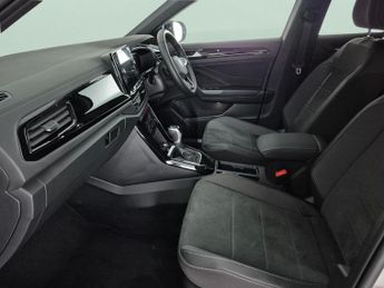 Volkswagen T-Roc 1.5 TSI Style Design DSG (150 ps) - ACTIVE LANE ASSIST - KEYLESS
