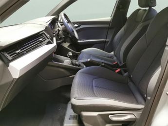 Audi A1 1.5 TFSI 35 S line Sportback S Tronic (150 ps) - CRUISE - DRIVIN