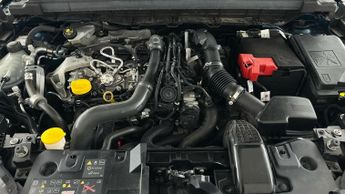 Renault Arkana 1.3 TCe MHEV Iconic EDC 2WD (140 ps) - CRUISE - SPEED LIMIT RECO