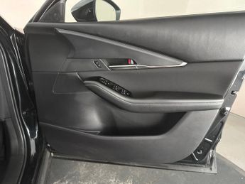 Mazda CX-30 2.5 e-SKYACTIV G MHEV Centre-Line (140 ps) - REVERSE CAM - NAV