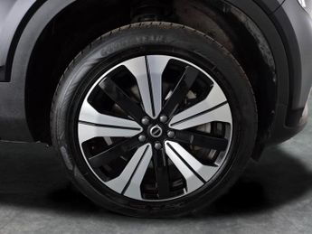 Volvo XC40 Recharge Twin 82kWh Plus AWD (408 ps) - KEYLESS ENTRY - PARK ASS