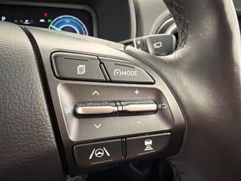 Hyundai Kona 1.6 h-GDi Premium DCT (141 ps) - HEATED SEATS - HEATED STEERING