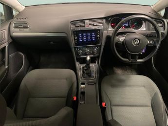 Volkswagen Golf 1.5 TSI EVO Match Edition DSG (150 ps) - LIGHT AND SIGHT PACK - 