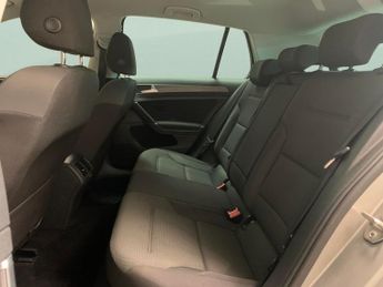 Volkswagen Golf 1.5 TSI EVO Match Edition DSG (150 ps) - LIGHT AND SIGHT PACK - 
