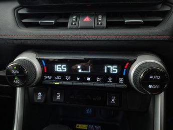Toyota RAV4 2.5 VVT 18.1kWh Dynamic Plug-in CVT 4WD (306 ps) - REVERSE CAM -