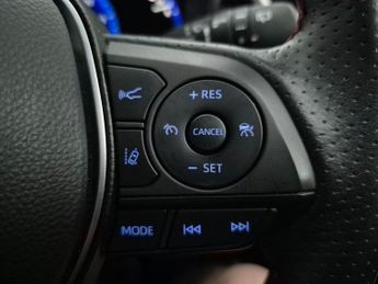 Toyota Corolla 1.8 VVT-h GR SPORT CVT (140 ps) - REVERSE CAM - NAV - HEATED SEA