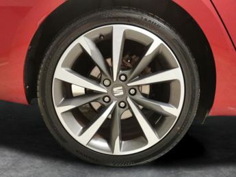 Seat Leon 1.5 eTSI MHEV FR First Edition DSG (150 ps) - REVERSE CAM - NAV 