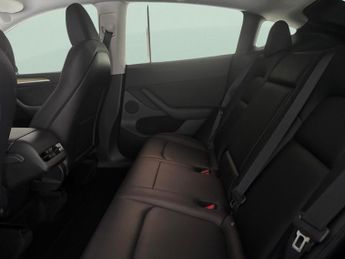 Tesla Model Y SUV RWD (346 ps) - HEATED STEERING - WIFI - BLIND SPOT ASSIST