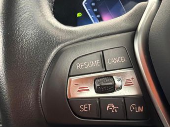 BMW i4 40 83.9kWh Sport Gran Coupe eDrive (340 ps) - REVERSE CAM - HEAT