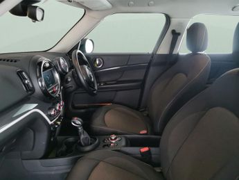 Mini Countryman 1.5 7.6kWh GPF Cooper SE Plug-in ALL4 (224 ps) - ROOF AND MIRROR
