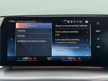 BMW iX1 30 66.5kWh M Sport xDrive (11kW Charger) (313 ps) - BLACK ROOF R