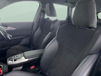 BMW iX1 30 66.5kWh M Sport xDrive (11kW Charger) (313 ps) - BLACK ROOF R