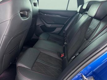 Skoda Octavia 2.0 TSI vRS DSG (245 ps) - LED - SMARTLINK - REVERSE CAM