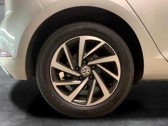 Volkswagen Golf 1.5 TSI EVO Match Edition DSG (150 ps) - LIGHT AND SIGHT PACK - 