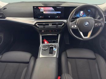 BMW i4 40 83.9kWh Sport Gran Coupe eDrive (340 ps) - CARPLAY - PARK ASS