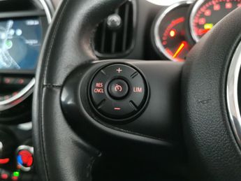 Mini Countryman 1.5 7.6kWh GPF Cooper SE Plug-in ALL4 (224 ps) - ROOF AND MIRROR