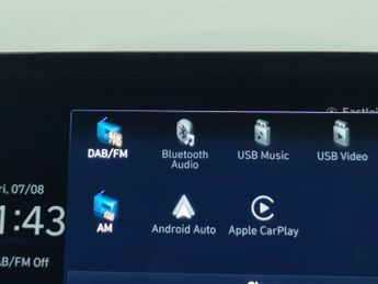 Hyundai Kona 64kWh Premium (10.5kW Charger) (204 ps) - REVERSE CAM - NAV - HE