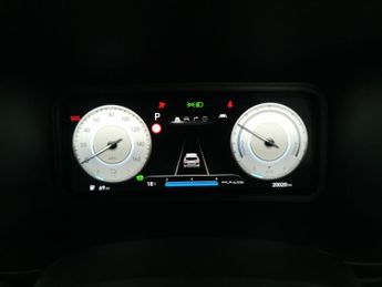 Hyundai Kona 64kWh Premium (10.5kW Charger) (204 ps) - REVERSE CAM - NAV - HE