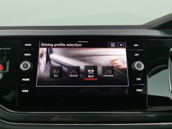 Volkswagen Polo 2.0 TSI GTI DSG (207 ps) - BLUETOOTH - ADAPTIVE CHASSIS CONTROL 