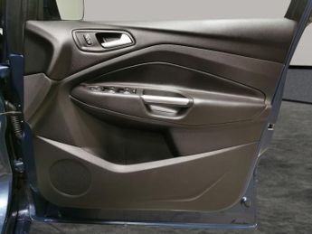 Ford Kuga 2.0 TDCi ST-Line X Powershift AWD (180 ps) - DRIVER MEMORY SEAT