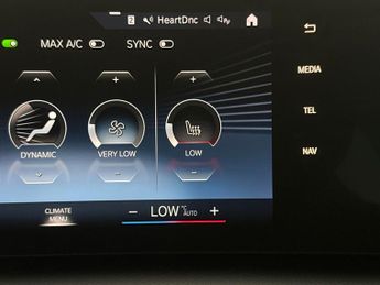 BMW iX1 30 66.5kWh M Sport xDrive (11kW Charger) (313 ps) - HEATED SEATS