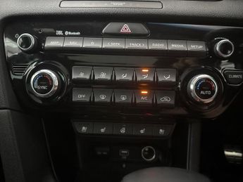 Kia Sportage 1.6 CRDi MHEV GT-Line S DCT AWD (134 bhp) - HEATED STEERING - JB