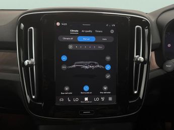 Volvo XC40 Recharge 69kWh Core (231 ps) - PARK ASSIST - LED - NAV
